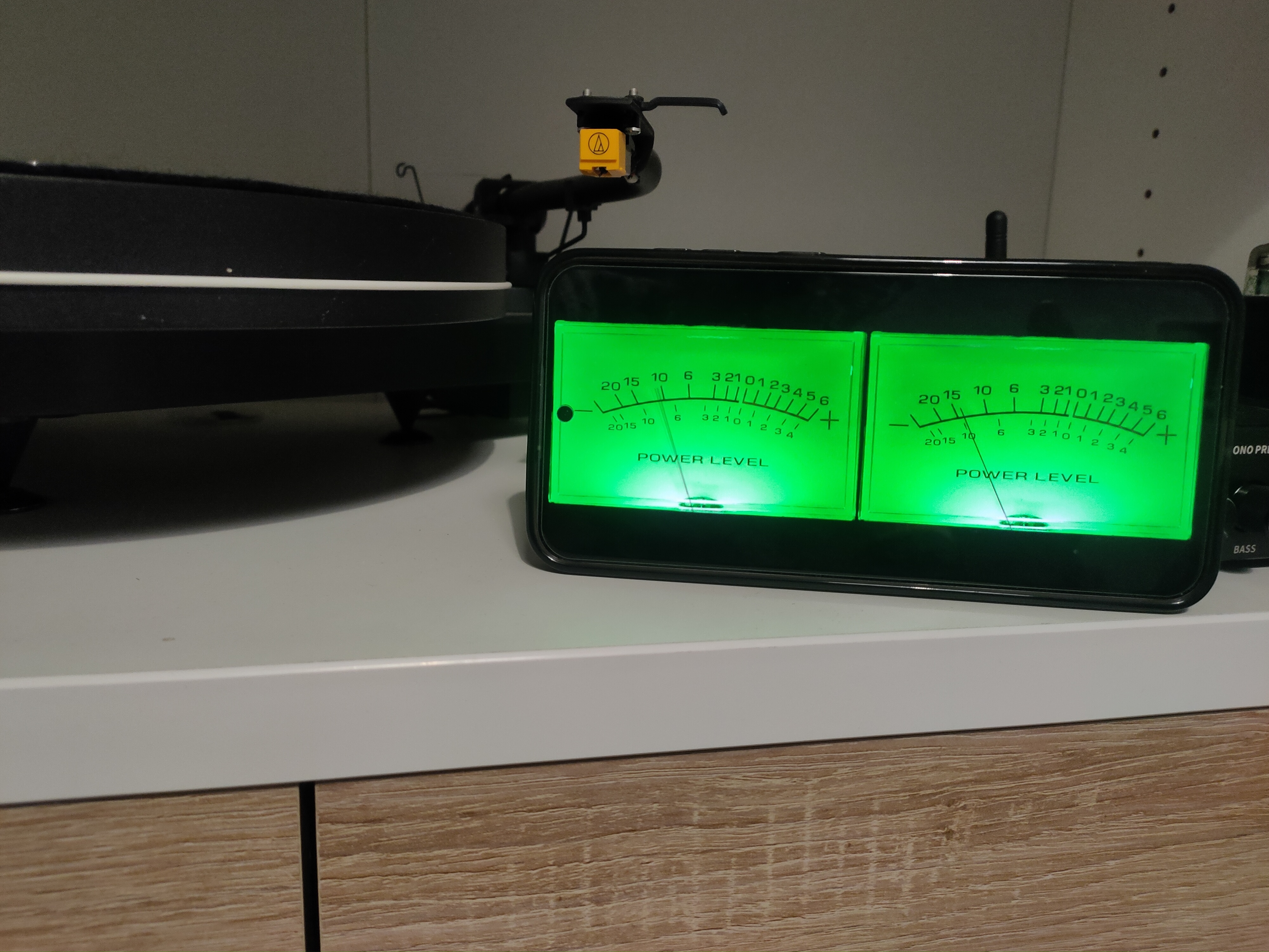 GenPlayer VU Meter Green Theme